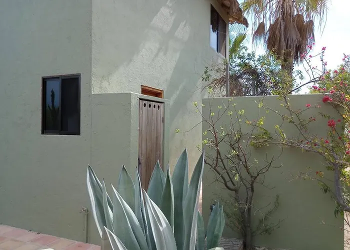 Casa Pajaros - Private 2-story Villa
