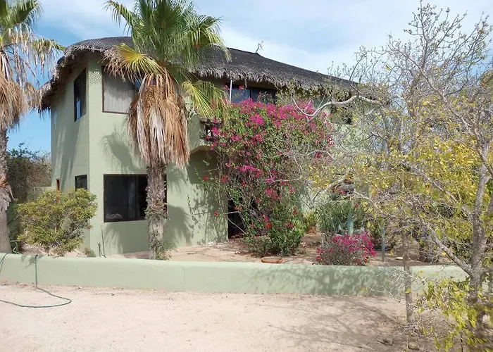 Casa Pajaros - Private 2-story Villa *